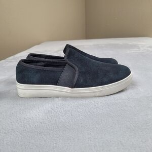 Blondo Women's Size 7.5 M Black Suede Waterproof Slip On Shoes B3346-015